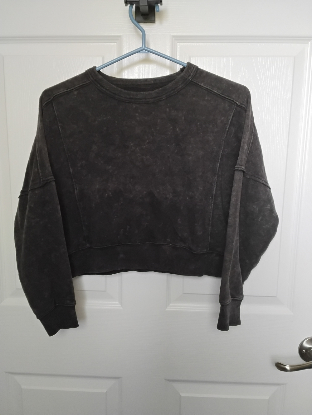 SO Washed Black Dropped Shoulder Grunge Crewneck Cropped Sweatshirt SIZE LG